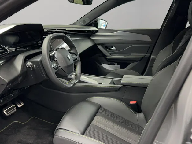 Peugeot 408 1.6 PHEV 180 GT