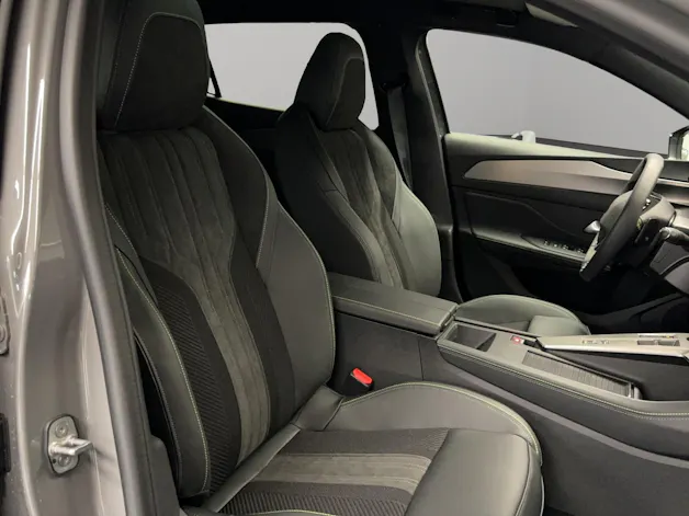 Peugeot 408 1.6 PHEV 180 GT