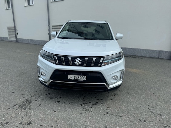 First vehicle image