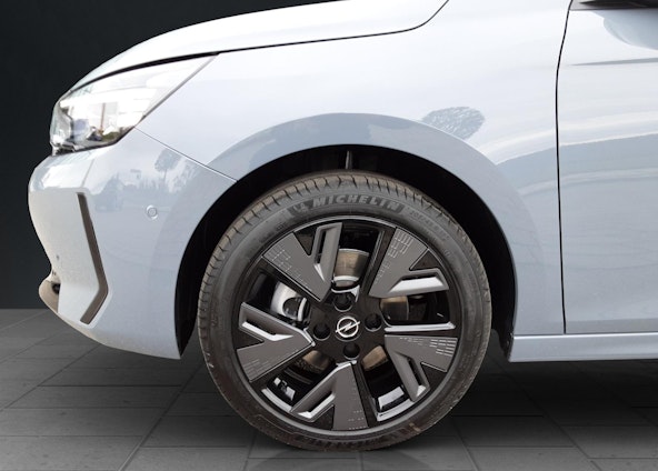 Vehicle image 6 Vehicle image 6