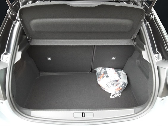 Vehicle image 11 Vehicle image 11