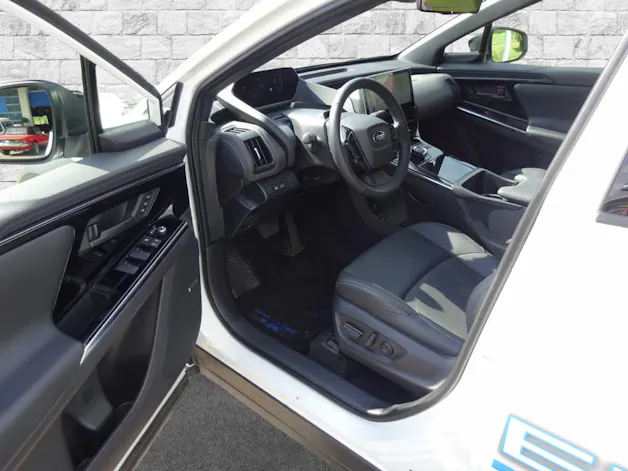 Subaru Solterra eV Luxury AWD