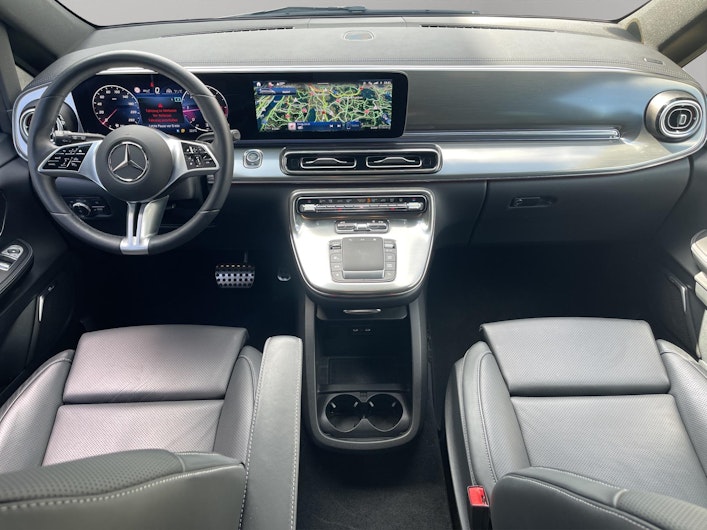 Vehicle image MERCEDES-BENZ V-CLASS