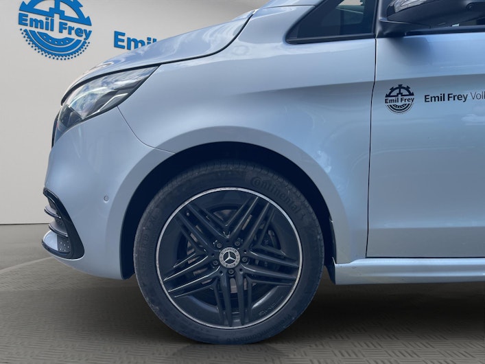 Vehicle image MERCEDES-BENZ V-CLASS