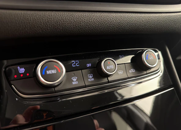 image du véhicule 10 image du véhicule 10