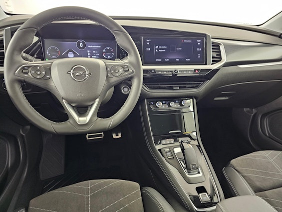 Vehicle image 8 Vehicle image 8