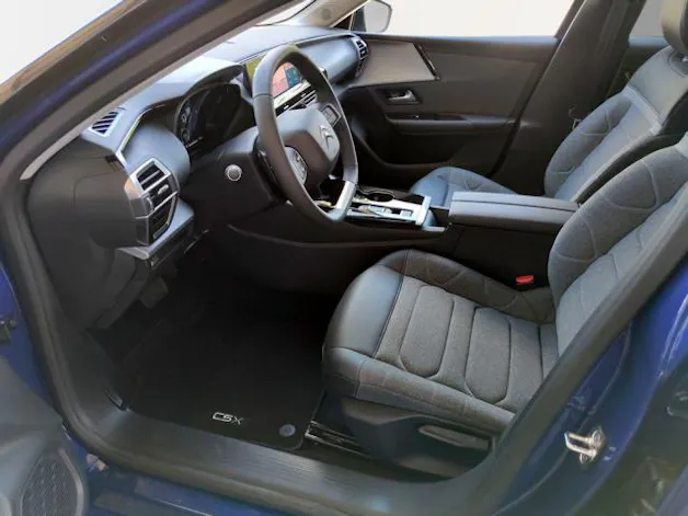 Citroën C5 X 1.2 PureTech Feel Pack