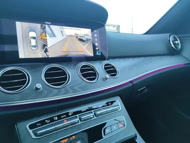 Mercedes-Benz E 200 Avantgarde 4Matic