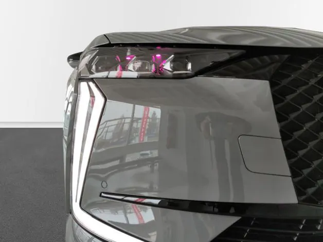 DS Automobiles 4 1.6 E-Tense Performance Line+
