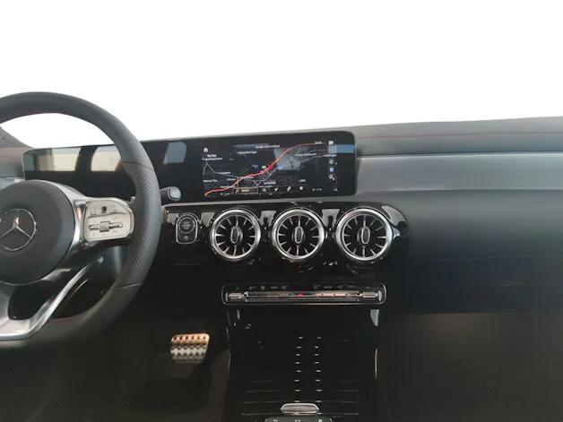 Mercedes-Benz CLA 200 AMG Line Shooting Brake