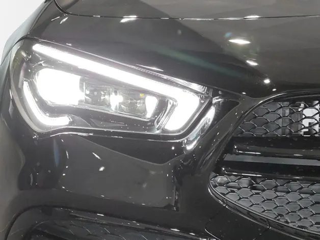 Mercedes-Benz CLA 35 AMG 4Matic Shooting Brake