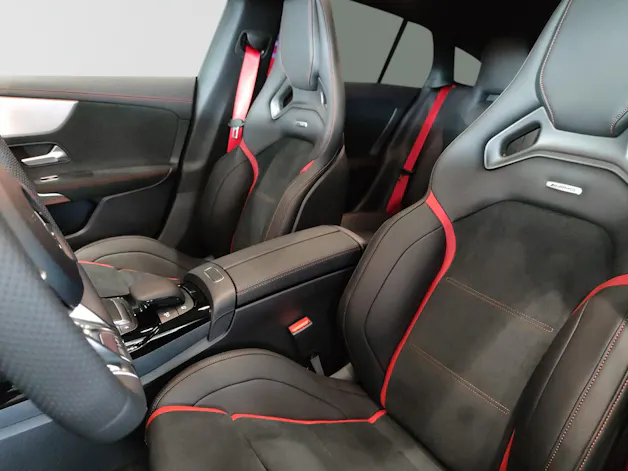 Mercedes-Benz CLA 35 AMG 4Matic Shooting Brake