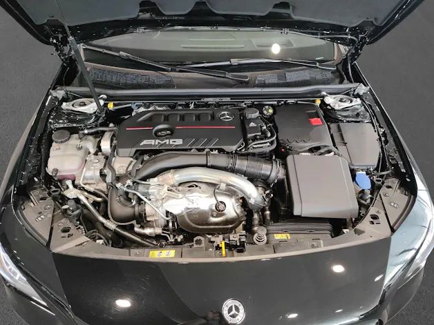 Mercedes-Benz CLA 35 AMG 4Matic Shooting Brake