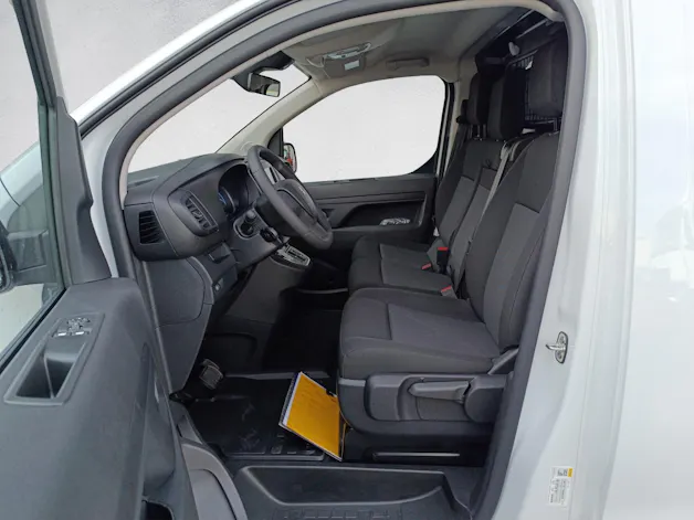 Peugeot e-Expert Kaw. Standard 75 kWh