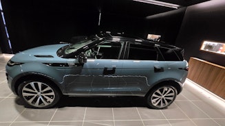 Vehicle image LAND ROVER RANGE ROVER EVOQUE0