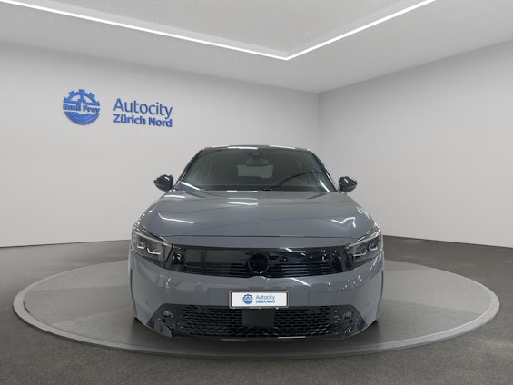 Vehicle image 4 Vehicle image 4