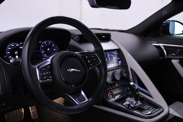 Jaguar F-Type Coupé 2.0 R-Dynamic *LEASING 1.99%*