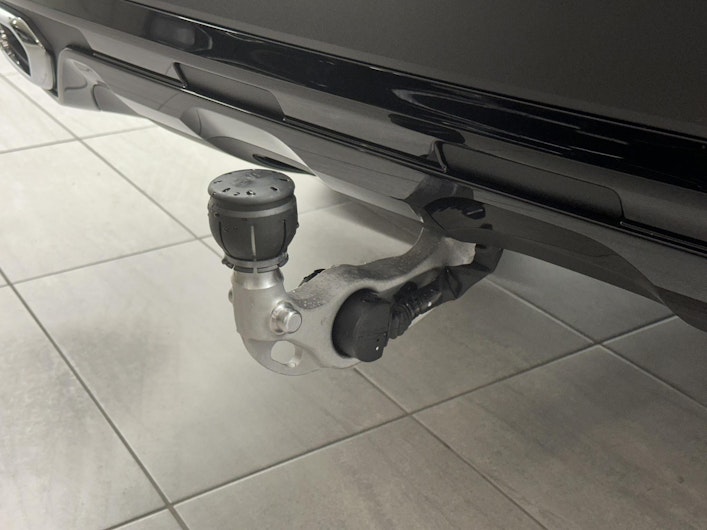 Vehicle image MERCEDES-BENZ GLC 200