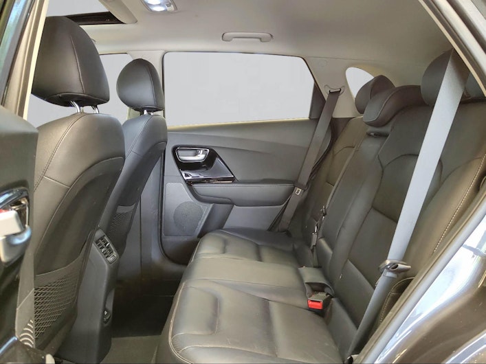 Vehicle image KIA NIRO