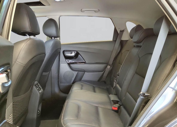 Vehicle image 7 Vehicle image 7