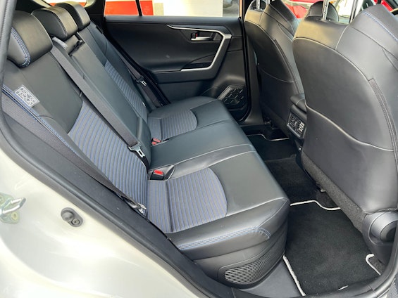 Vehicle image 11 Vehicle image 11