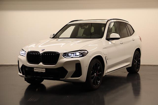 BMW X3 30e xDrive: Jetzt Probefahrt buchen!