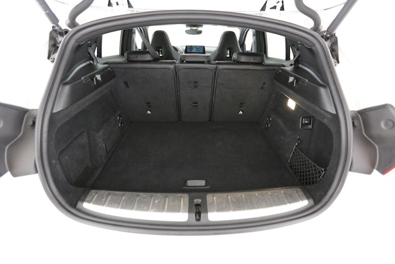 Vehicle image BMW X2