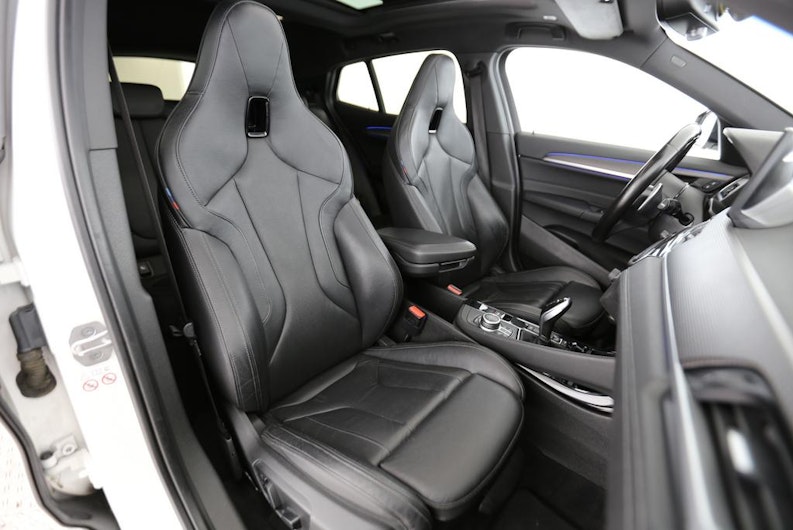 Vehicle image BMW X2