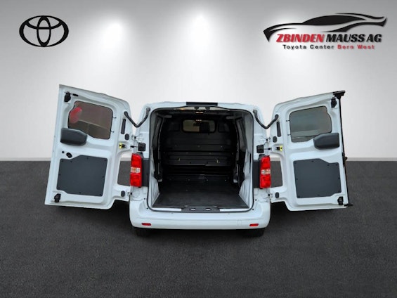 Vehicle image 14 Vehicle image 14