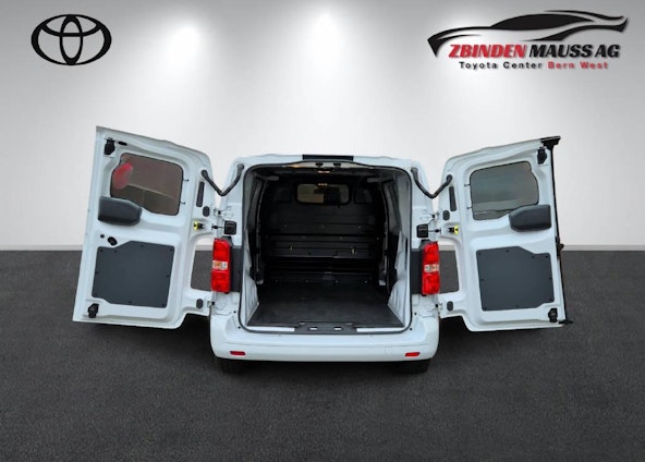 Vehicle image 14 Vehicle image 14