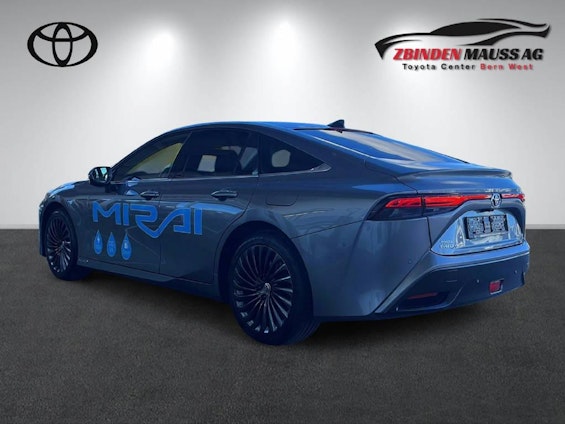 Vehicle image 3 Vehicle image 3