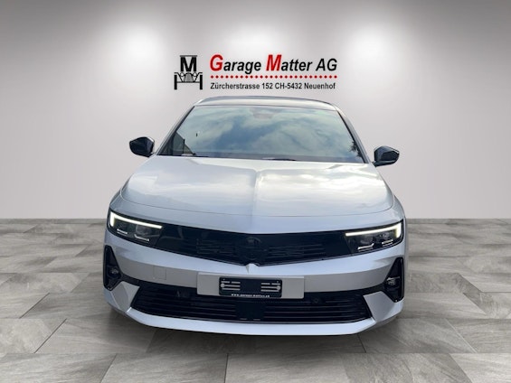 Vehicle image 14 Vehicle image 14