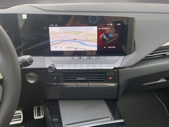 Vehicle image 21 Vehicle image 21