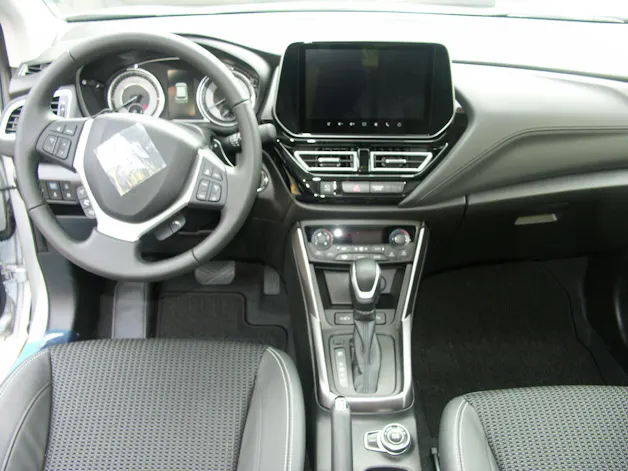 Suzuki S-Cross 1.5 Compact Top Hybrid 4x4