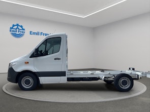 Vehicle image MERCEDES-BENZ Sprinter 319 Kab.-Ch. 3665 S 2.0 CDI 190