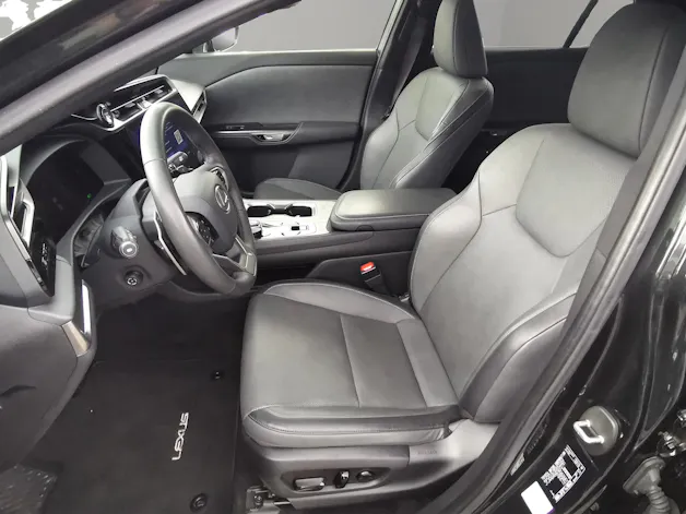 Lexus RZ 450e Comfort