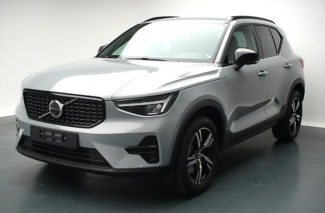 VOLVO XC40 2.0 B4 MH Plus Dark: Jetzt Probefahrt buchen!