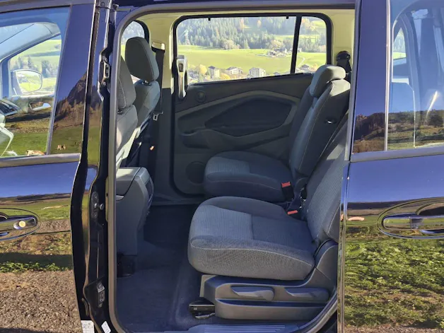 Ford Grand C-Max 1.0i EcoB 125 Titanium