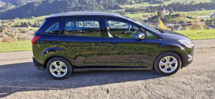 Ford Grand C-Max 1.0i EcoB 125 Titanium