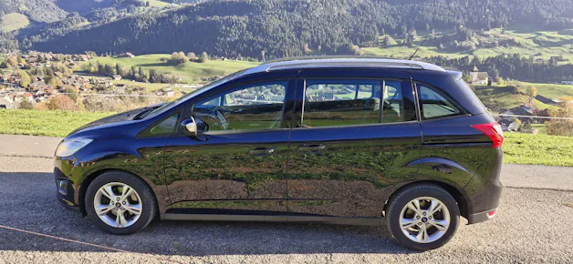 Ford Grand C-Max 1.0i EcoB 125 Titanium