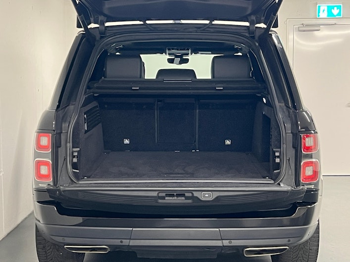 Vehicle image LAND ROVER RANGE ROVER