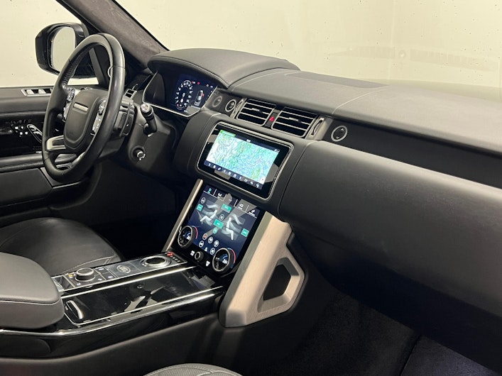 Vehicle image LAND ROVER RANGE ROVER