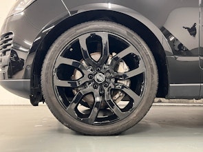 Vehicle image LAND ROVER Range Rover 3.0 I6D Westminster Black