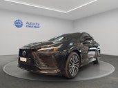 First vehicle image