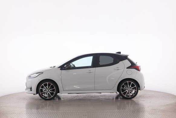 TOYOTA Yaris 1.5 VVT-i HSD GR Sport 2