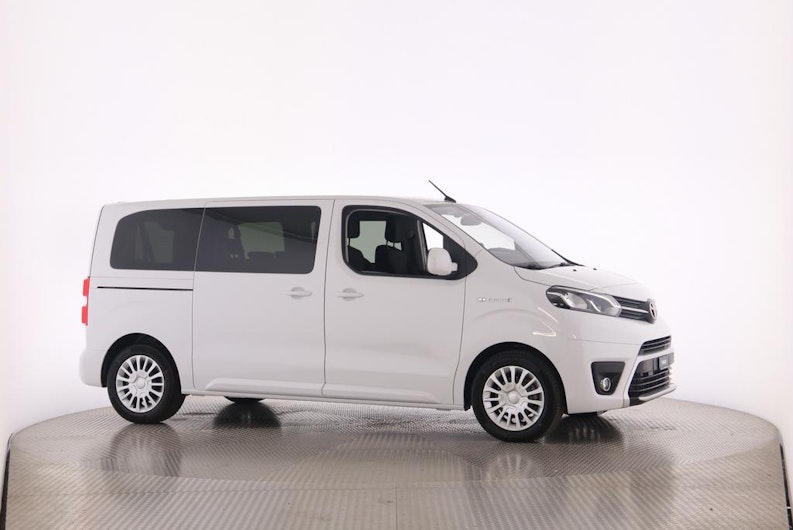 Vehicle image TOYOTA PROACE VERSO