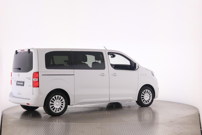 Vehicle image TOYOTA PROACE VERSO