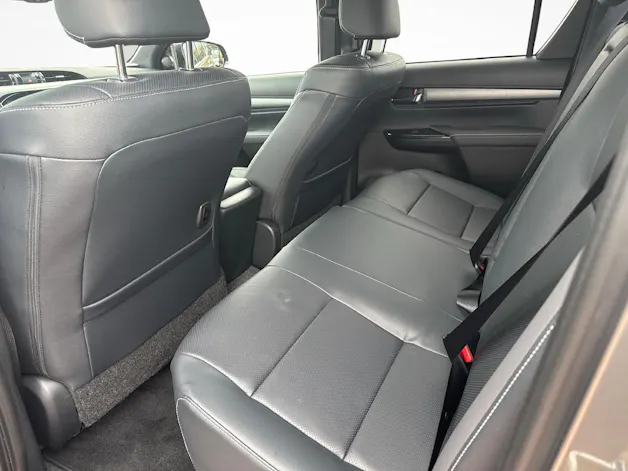 Toyota Hilux Double Cab.-Pick-up 2.8 D-4D 204 Invincible