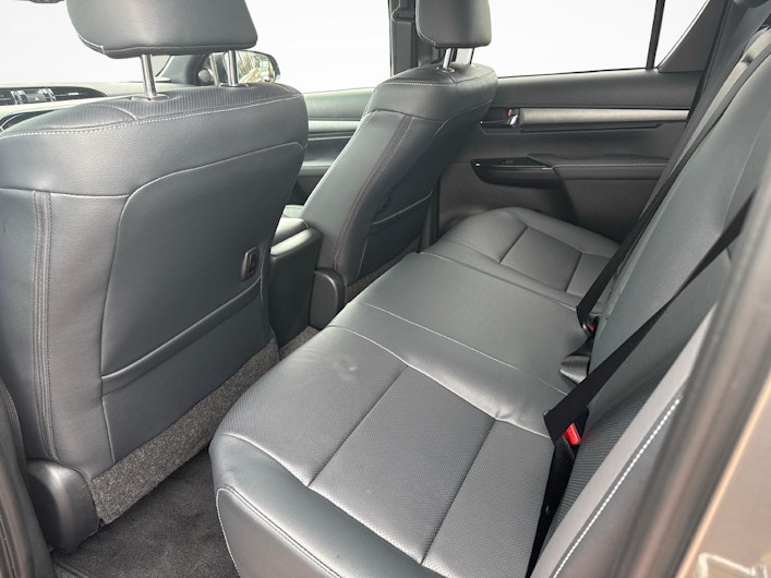 Vehicle image TOYOTA HI-LUX