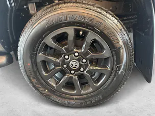 Toyota Hilux Double Cab.-Pick-up 2.8 D-4D 204 Invincible